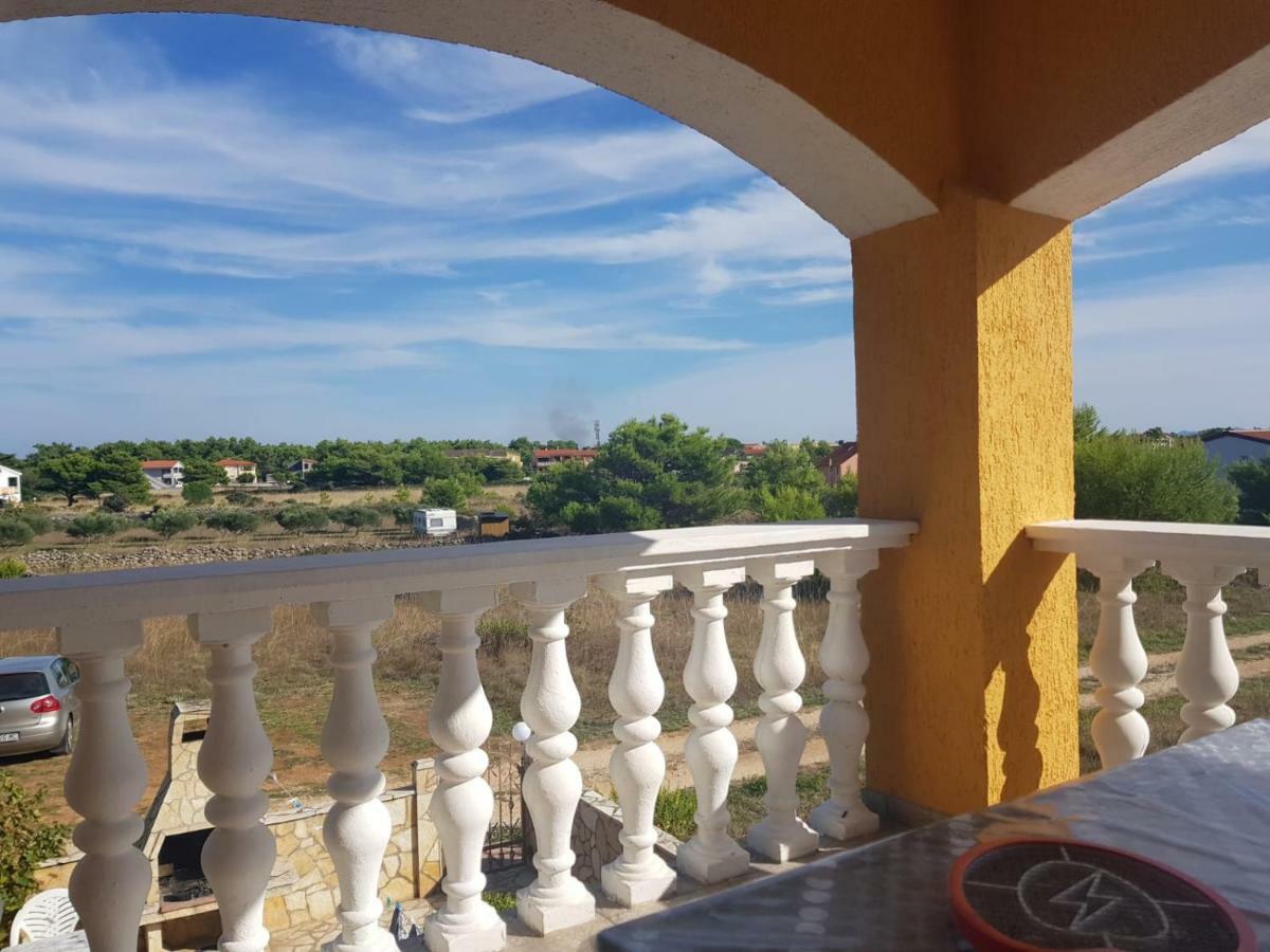 Apartmani Anna Vir Bagian luar foto