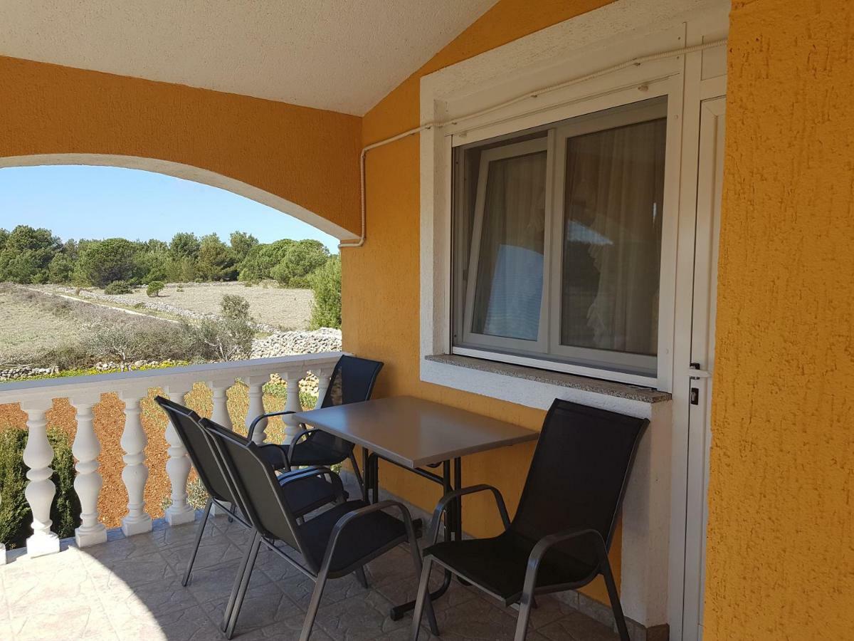 Apartmani Anna Vir Bagian luar foto